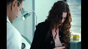 Preview 2 of Sunnyleon Adventure Xxx - Anne Hathaway (3)