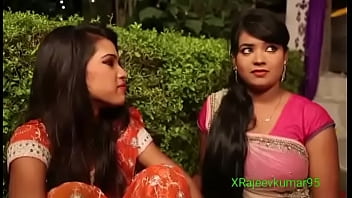 Preview 3 of Beauty Mom Fuck 3gp Download - Sexy conservation by her and jija