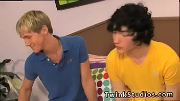 Preview 1 of Nifty Farting During Rimjob - Older patron fucks young gay twinks Hayden Chandler is decided to