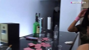Preview 1 of Seks Video Vietnamki7 - Laundry day that leads to horny pounding
