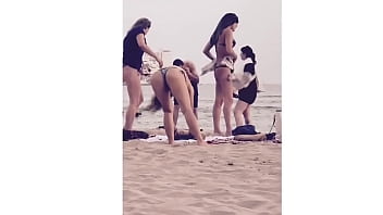 Preview 1 of Alexd Hot - Beach Girls Bikini on the beach is sexy and amazing!