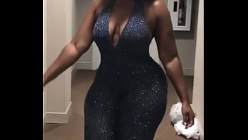 Preview 4 of Tyra Moiore - Big Ass milf looking for big dick at hotel