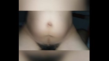 Preview 2 of Enema Egg Tentacle Hentai - Casada Infiel Intenta Anal y le duele