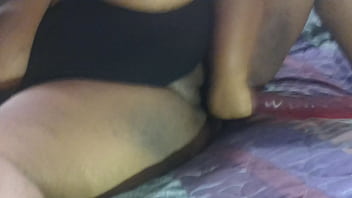 Preview 1 of Peaches Handjob - ladywetwetamazing