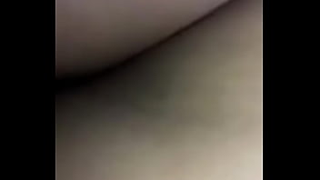 Preview 3 of Tow Holew - Nalgona infiel cogiendo en el carro