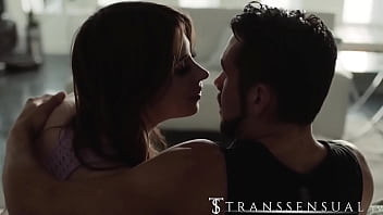 Preview 2 of Simail Pron - I fuck my trans friend&#039_s girlfriend