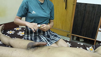 Preview 3 of Anita Aka Lina - Sotele baap Ji Ne Beti Ko Tel Maalish Ke Bahane Mein Kiya Sex Stepfather Fucked by Stepdaughter on the Pretext of Oil Massage