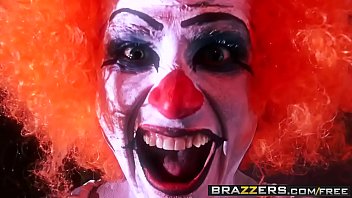 Preview 2 of Horse Sex Grils - Brazzers - Dirty Masseur - Veruca James and Bill Bailey -  I Had the Strangest Dream Last Night
