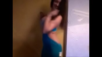 Preview 4 of Xnxxx Orn - Huge tits hot milf-gain 3$ per minute working from home on lavorainwebcam.com