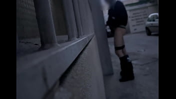 Preview 3 of Punic Maria - Amateur mates pissing in the street and then quick blowjob