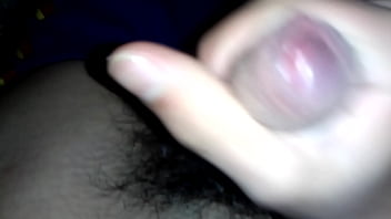 Preview 1 of Chat Boy - Masturb&aacute_ndose bien rico
