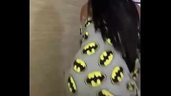 Preview 4 of Mausi Kichut - Novinha dan&ccedil_ando de pijama