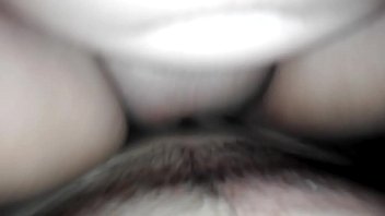Preview 1 of Mom Sleeping Son Xxx Moves - Me La Follo y De Sorpresa Me La Chupa o.O