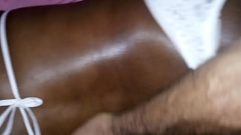 Preview 3 of Ebony Girls On White - Marido louco pra sentir esposa gozando na boca sendo fodida por outro - Casal Alex Clau