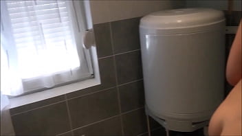 Preview 3 of Sex Ina Vs Mat Saleh - Salle de Bain 2