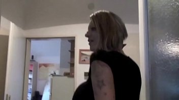 Preview 1 of Feet Fem8dm - Milf mit Mega Titten treibt es mit dem Nachbarsjungen