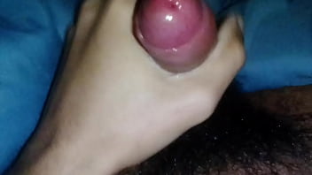 Preview 2 of Dirumah Mom - Punheta molhada
