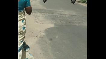 Preview 2 of Bhojpuri Sex In Hindi - Tamil aunty ass