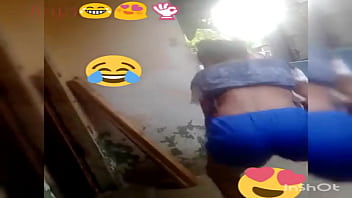 Preview 3 of Mom And Daughter Sex Sun - chica bailando twerking en directo