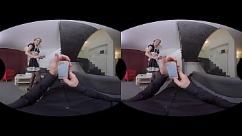 Preview 1 of Caballos En Celo - Luca Bella in VR as a lovely French maid