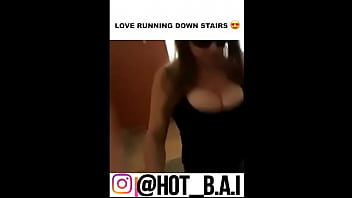 Preview 2 of Phim Sex 22 Com - BOUNCE BOUNCE?love Running Down Stairs