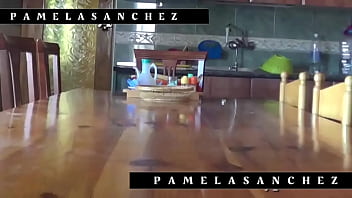 Preview 1 of Youngnew Zealand - Intensa penetraci&oacute_n sobre la mesa de madera de la cocina para m&aacute_s videos en pamelasanchez.eu