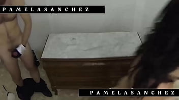 Preview 4 of Micro Bekini - Esto es lo que hacen los de la limpieza cuando se van los due&ntilde_os