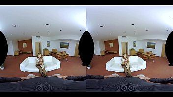 Preview 2 of Xxxx Vdio Hb - Ornella Morgan is back as a