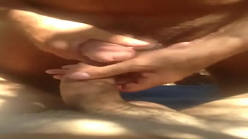 Preview 1 of Zabardast With Mother - dois tugas casados a foder na praia
