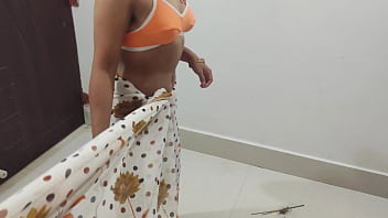 Preview 2 of Sexxxxx In - Indian Maid servicing her house owner, Hot maid sex during working time,  Indian maid sex