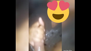 Preview 4 of Pussy Out Gule - InShot 20170916 091714543