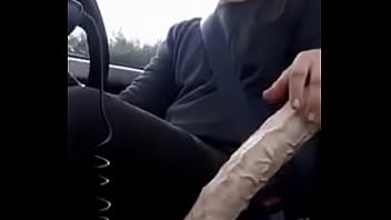 Preview 4 of Xnxx Turkish - &Aacute_rabe batendo punheta no carro