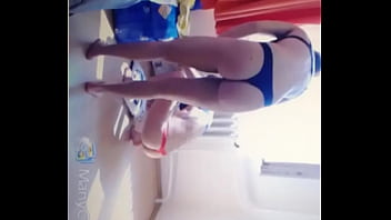 Preview 2 of Twitch Legs - espiando a mi vecina
