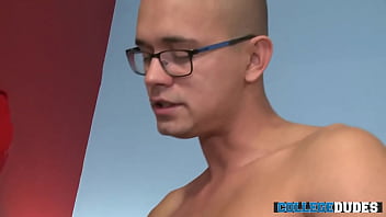 Preview 2 of Aak Ldki Do Tin Ladka Pron - Lance And Mike Pleasure Each Other