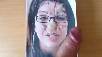 Preview 3 of Sloppy Poses - tribute to Anita Sarkeesian (round 2)
