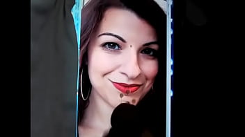 Preview 2 of Italian Slut Emy - Anita Sarkeesian Cum Tribute #1