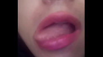 Preview 2 of Georgeous Breasts - Boquita juguetona