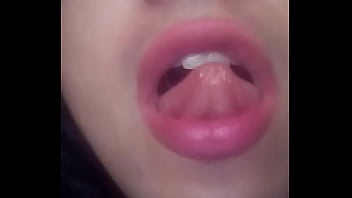 Preview 4 of Georgeous Breasts - Boquita juguetona