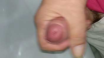 Preview 3 of Fair Girl Xxx - Paja en el lavabo