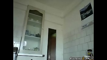 Preview 4 of Xnxn Egypt - Girl shows her ass and puts something inside