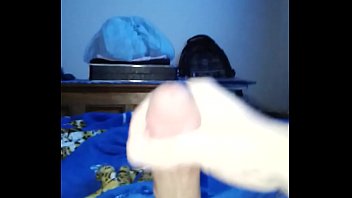 Preview 3 of Loren Paul - batendo uma bronha