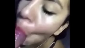 Preview 4 of Lustig Teen - una buena mamada de verga
