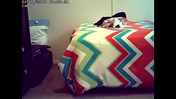 Preview 2 of Daughter Flashing Dad - Nalgas.AVI