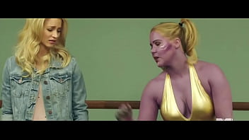 Preview 4 of Fabiola Se La Chupa A Un Perro - Amy Schumer in MTV Movie Awards -