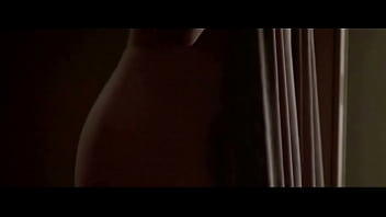 Preview 3 of Hard To Dig - Alyssa Milano in Poison Ivy 2 1997