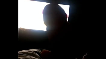 Preview 3 of Nen Top Porn - Masturbandome viendo tv