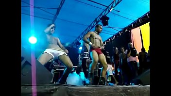 Preview 3 of Beach African Sex - SHOW DE GOGOS SUPER SEXYS HOT