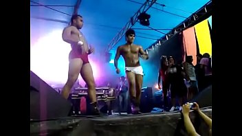 Preview 4 of Beach African Sex - SHOW DE GOGOS SUPER SEXYS HOT