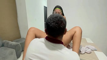 Preview 1 of Kurde Sxs - A mi culona latina hermanastra le encantan los juegos de mesa,  aprovecha para jugar con mi enorme y rica polla en su estrecho culo hasta darle toda mi rica leche.