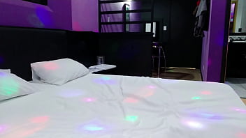 Preview 3 of Xlxx Sec Massage - Contratei uma garota de programa s&oacute_ para ela mijar na minha boca,  tomei tudo e realizei meu fetiche